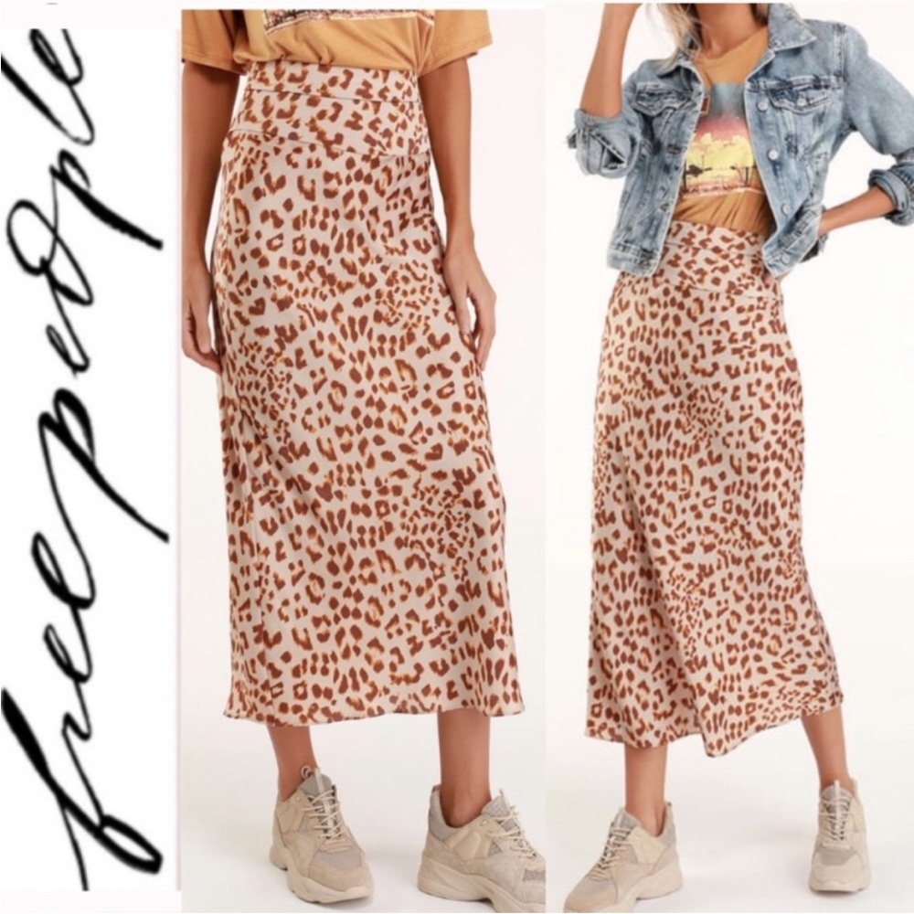 Free People Midi length Leopard Skirt, like new! Size 6